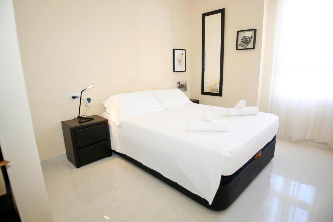 In Front Of The Sea With Ac And Pool Apartment Alicante Exterior foto